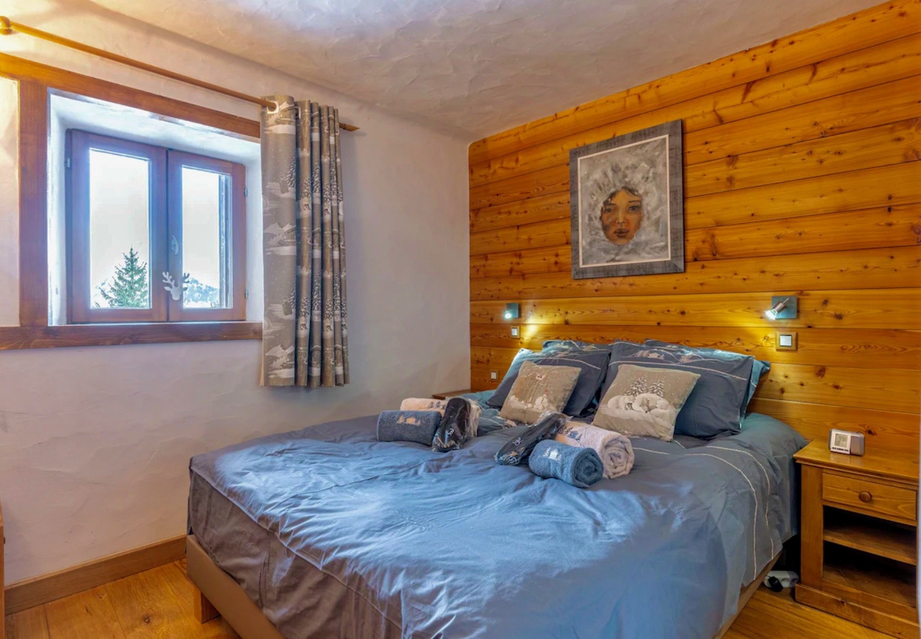 Chambre principale, et son lit 160cm